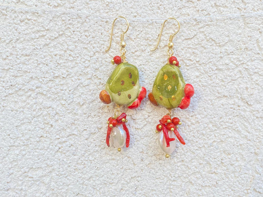 a Orecchini di ceramica a forma di limone