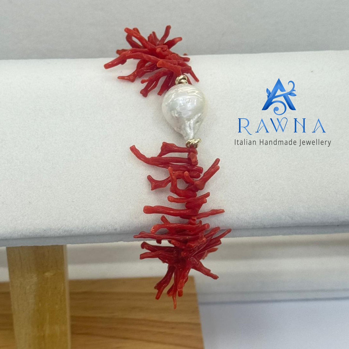 bracciale artigianale del marchio RAWNA Italian Handmade Jewellery.
