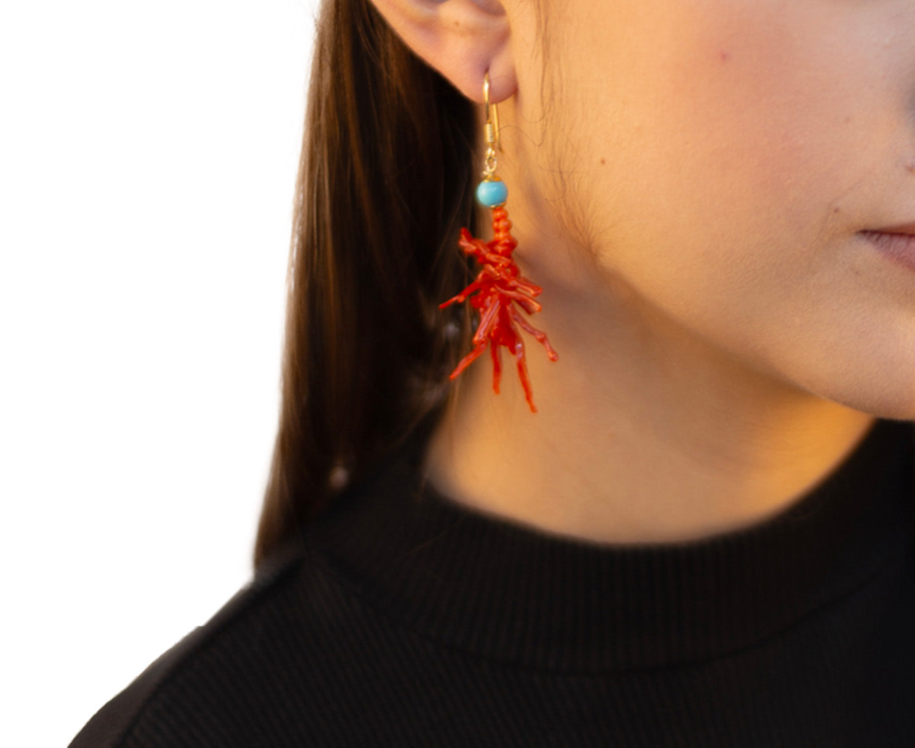 #rawna  #collanaartigianale  #MadeInItaly  #gioielliartigianali  #pietralavica  #handmadejewelry  #stileitaliano  #collanalunga  #eleganzanaturale  #fashionmadeinitaly  #artigianatoitaliano  #jewelrylover #artigianato #Sicilia #italianstyle #LuxuryJewelry #Eleganza #sicilia #gioielli #jewelrydesigner #Earrings #Jewellery #Bracelets #Engagement #Necklaces