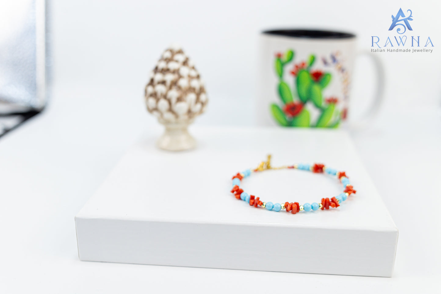 Bracciale artigianale con Corallo naturale e pasta di turchese